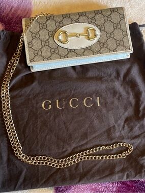 Gucci New Beige GG Canvas Crossbody Wallet with Gold Horsebit Chain